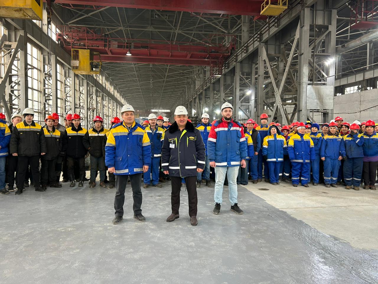 Коллектив «АЗМК GROUP» поддержал проведение референдума по проекту новой Конституции.